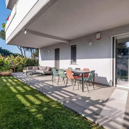 The Tropical Corner By Rentbeat *